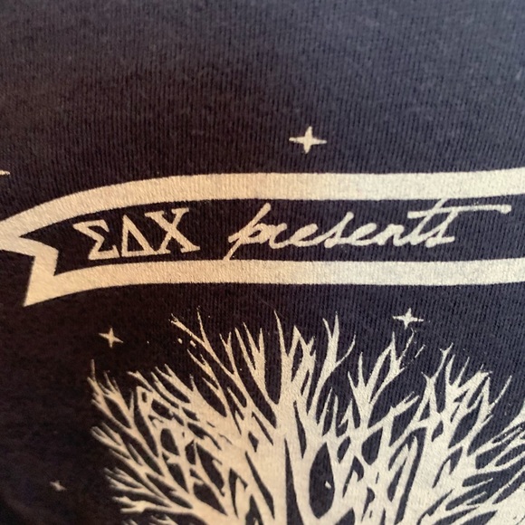Sigma Delta Chi Sorority T-shirt Medium EUC - Picture 2 of 7